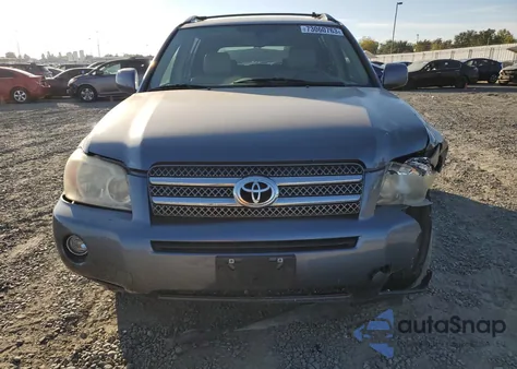 2006 Toyota Highlander Hybrid z USA, uszkodzony, nr VIN JTEEW21A660019082
